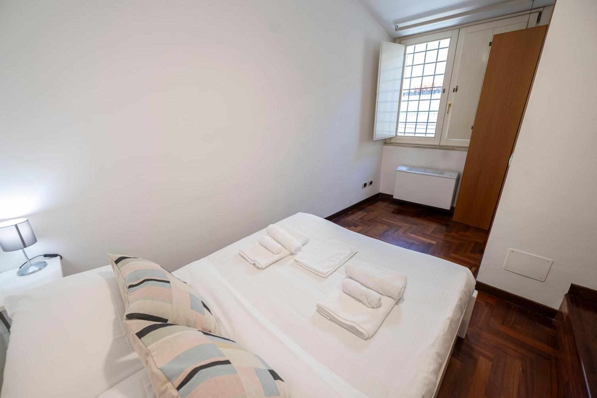 Ibernesi 23 - Fori Imperiali Apartman Róma Kültér fotó